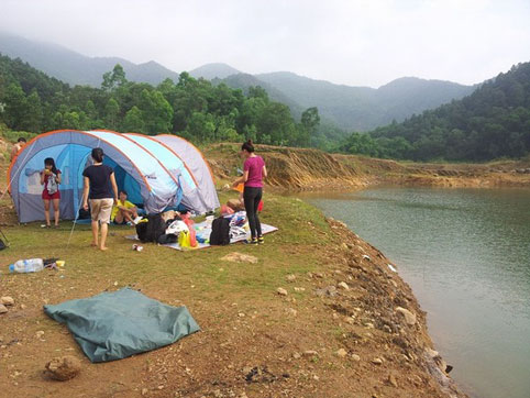 5 địa điểm cắm trại quanh Hà Nội chỉ tốn 200.000 - 500.000 đồng