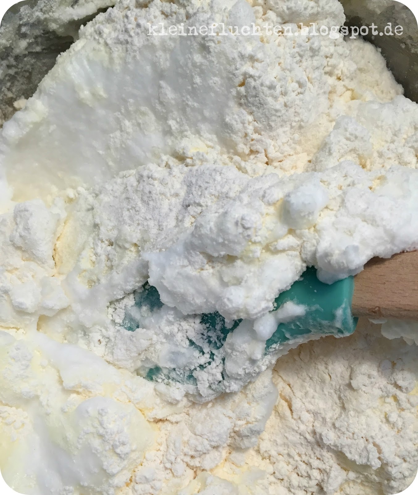 Biskuitrolle Mit Erdbeer Quark Ich Back S Mir Kleine