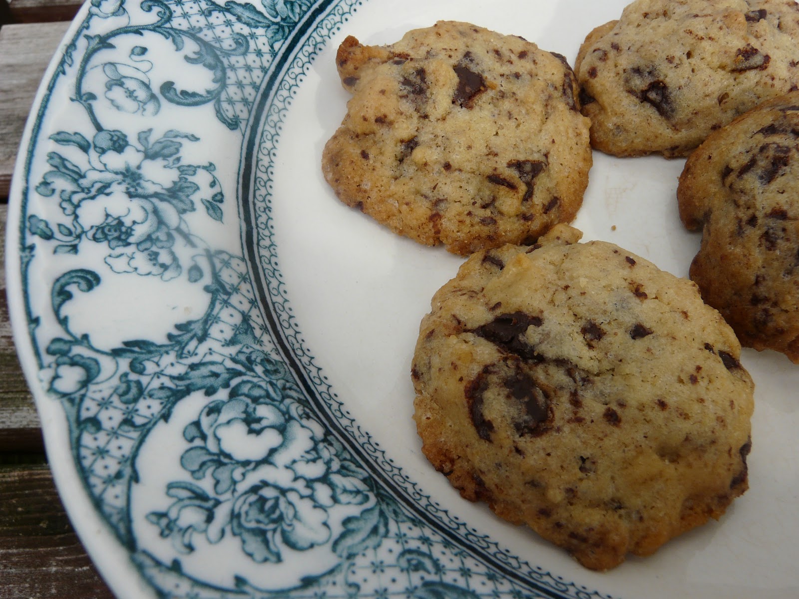 estrellacanela: Jubiläums-Kekse - Schoko-Marzipan-Cookies