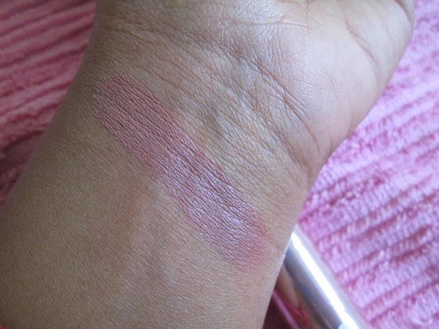 Lakme 9 to 5 Lip Color Tea Break Review, Swatches and LOTD