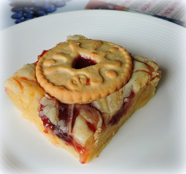 Jammie Dodger White Chocolate Blondies