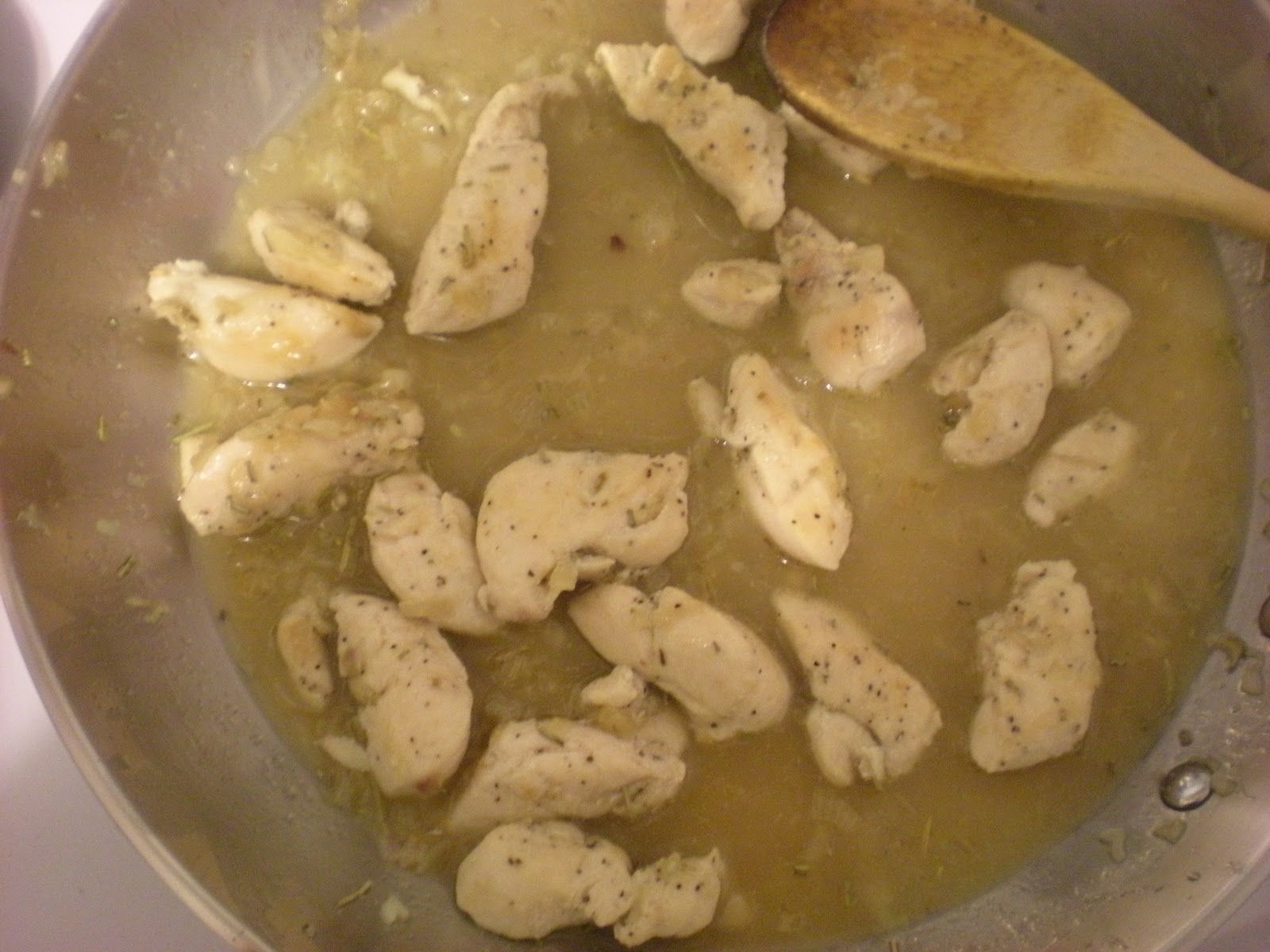 Food Fascinations Rosemary Lemon Cream Sauce with Chicken