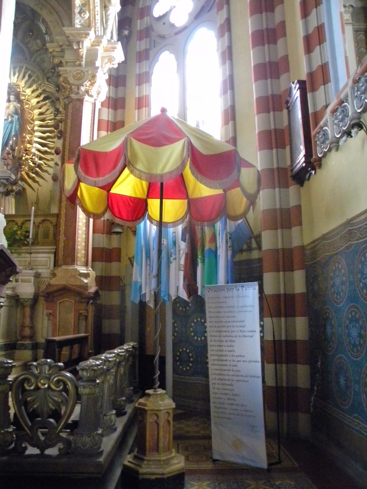 Explorador Turístico: Basílica de San Carlos Borromeo y María Auxiliadora