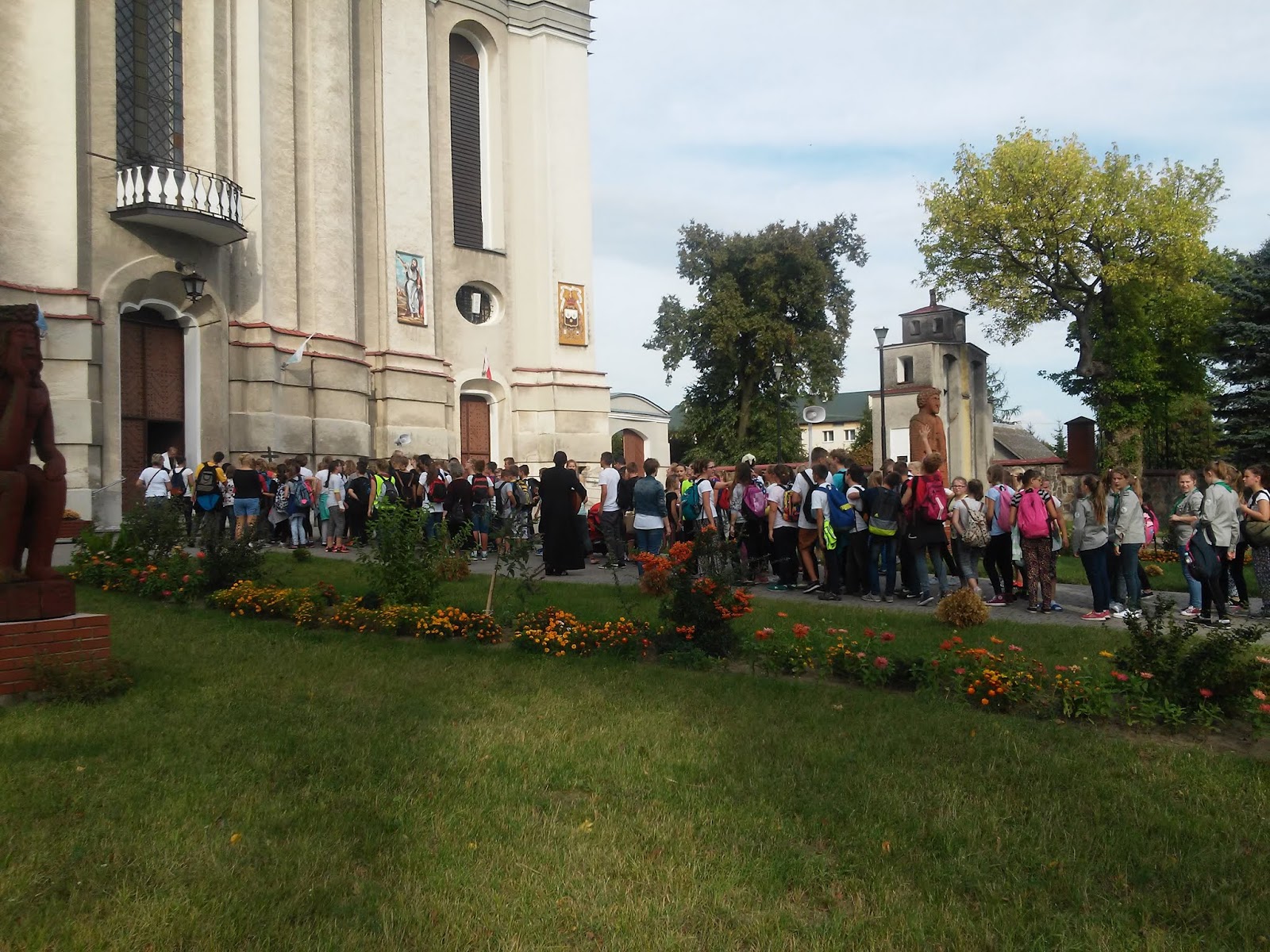 Zespół Szkół W Woli Gułowskiej Ze szkoły,: Piesza Pielgrzymka do Woli Gułowskiej