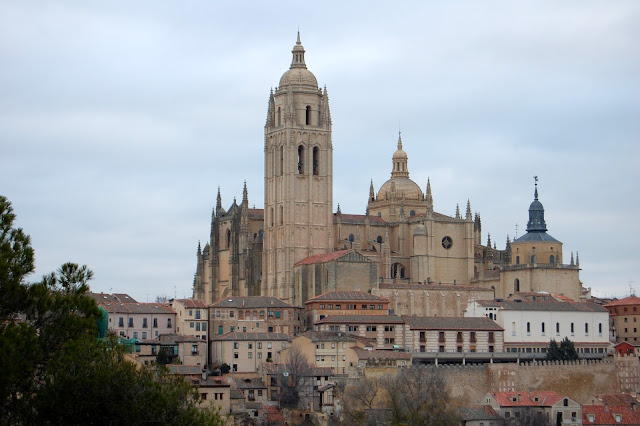 Fray coello de Portugal ampliación del colegio de la Jesuitinas en Segovia