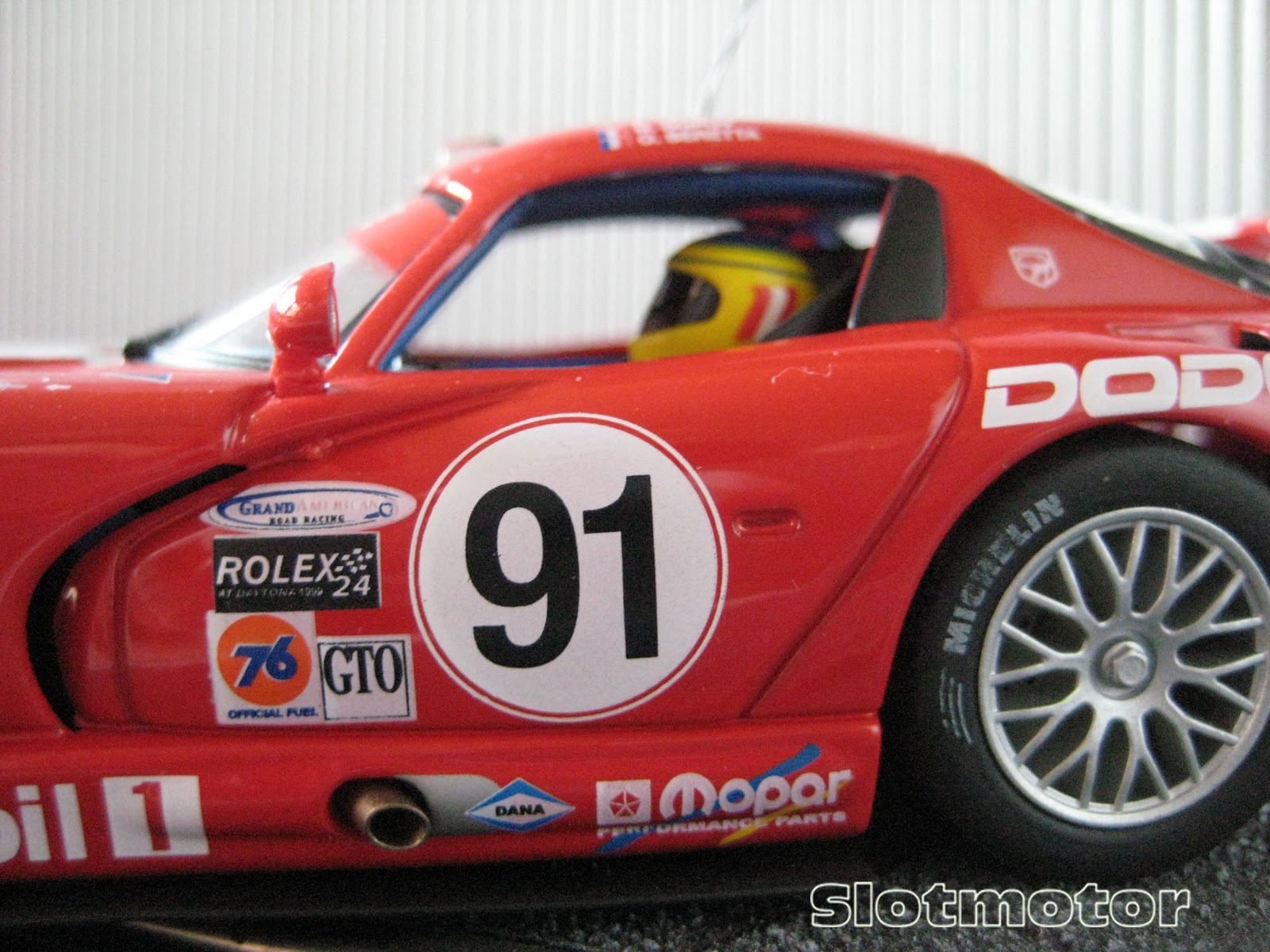 Fichier:Dodge Viper GTS-R number 91, Daytona winner 2000 (Lime Rock).jpg - Wikipédia