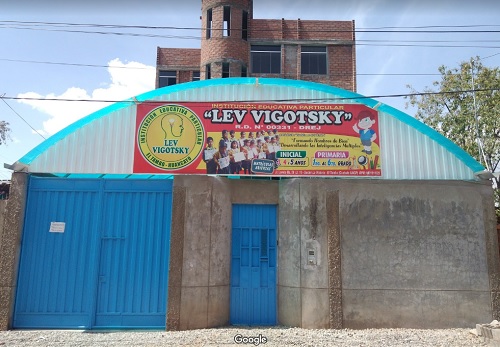 Escuela LEV VIGOTSKY - El Tambo