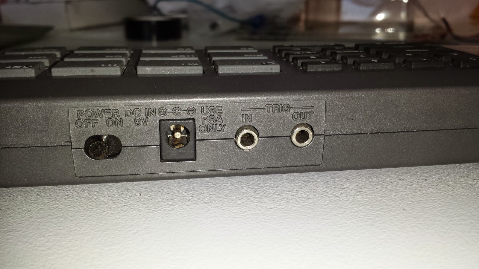 JonDent - Exploring Electronic Music: BOSS DR- 220a