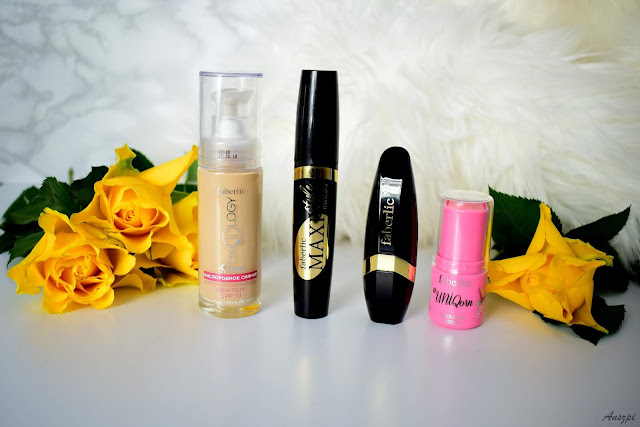 Kosmetyki do makijażu Faberlic: krem BB, tusz do rzęs, róż, pomadka do ust 