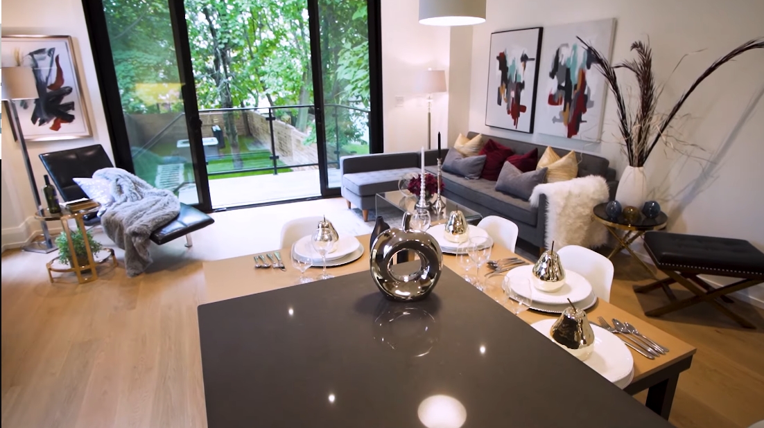 40 Interior Design Photos vs. 10 Second St, Toronto Luxury Home Tour