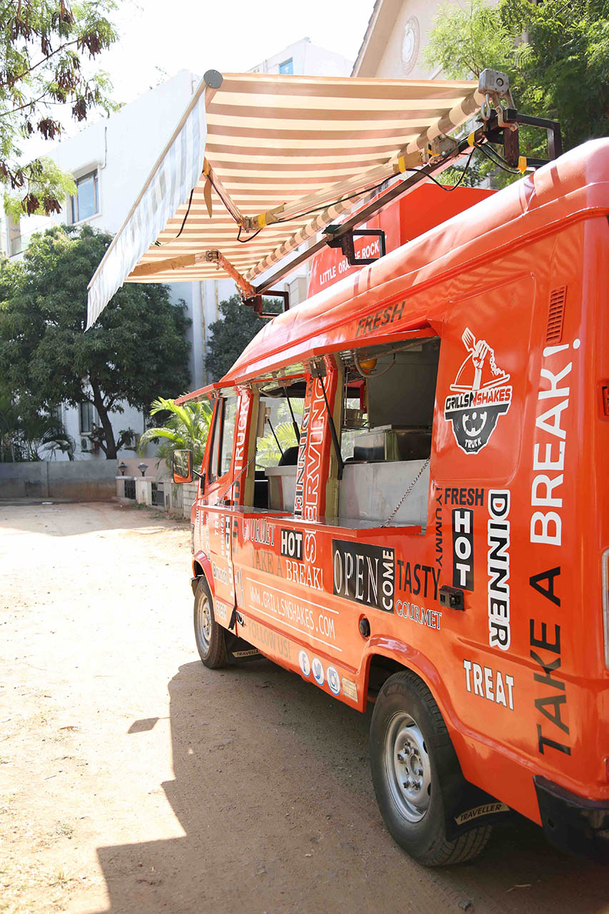 Food Truck Makanan dan Minuman Food Truck Indonesia
