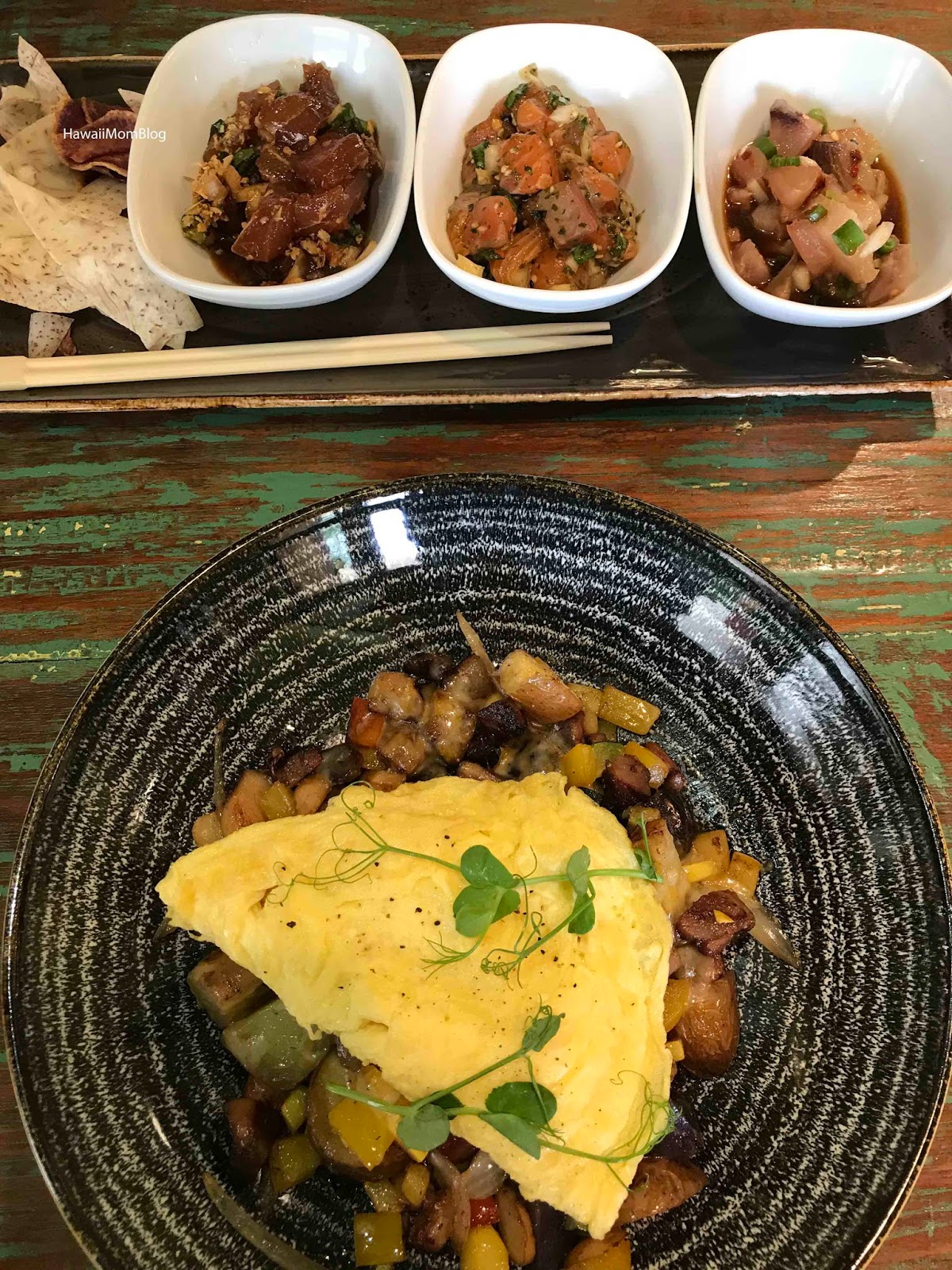 Hawaii Mom Blog Fish Hook Cafe