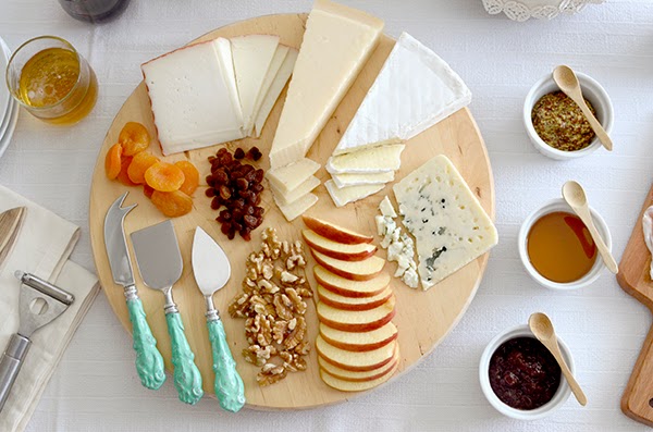 Arma una tabla de quesos perfecta - Be My Guest Home