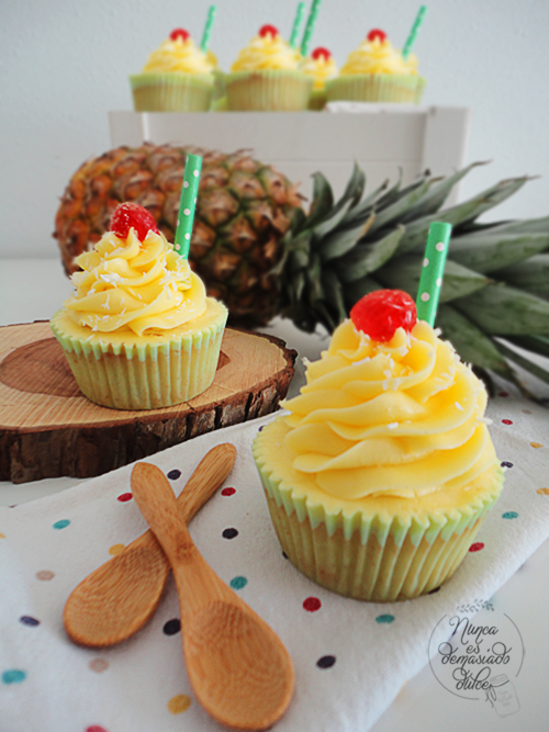 cupcakes-cupcake-piña-pinepple-colada-coctel-coco-coconut-malibu