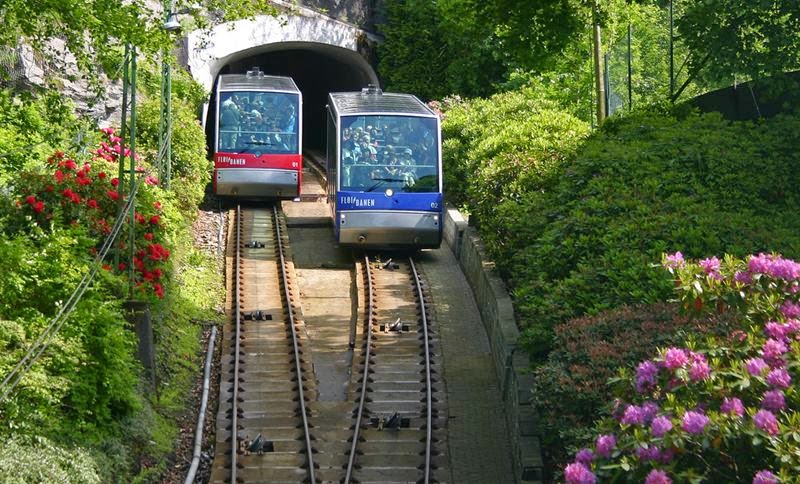 Fløibanen in Bergen - one of the most famous tourist attractions in Norway. Funicular is located in the heart of Bergen, 150 meters from the fish market Fisketorget and Bryggen. Fløibanen Funicular quickly takes you from the city center to the top of Mount Floyen, at 320 meters above sea level.