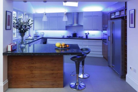 Dapur minimalis warna biru