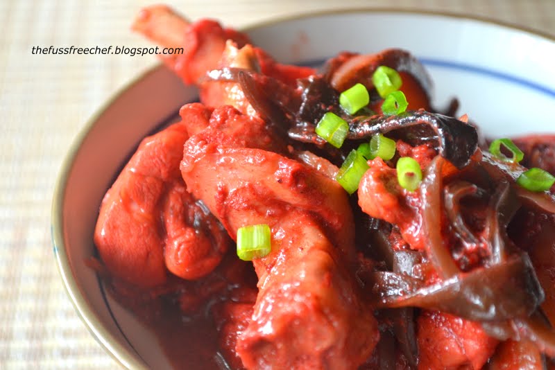 the FUSS FREE chef A 2in1 Post Chicken with Red Rice Wine Yeast