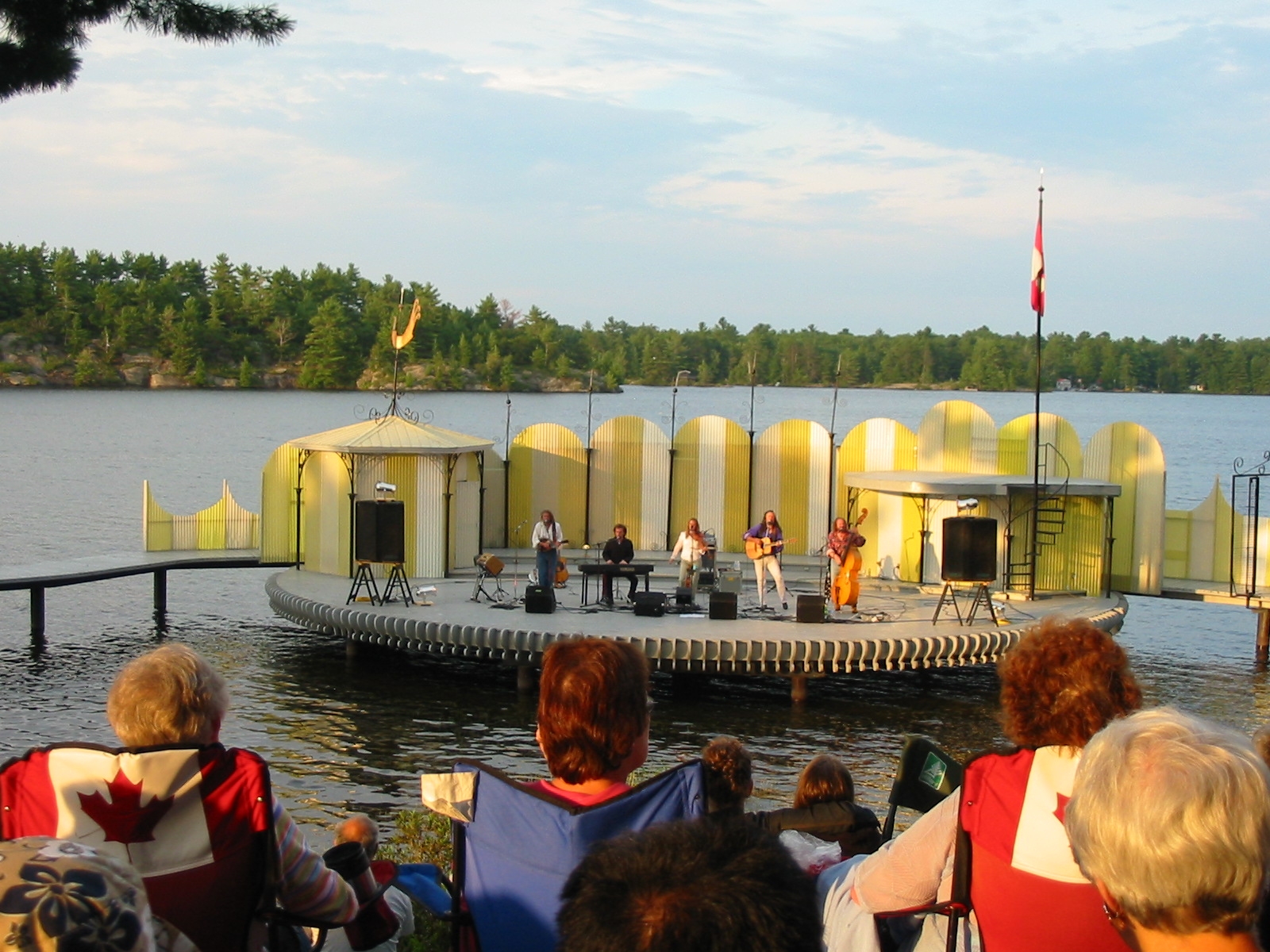Ted Currie; Antique Head Music On The Barge in Gravenhurst; Help Red