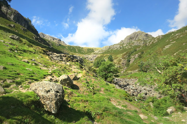 Langdale Pikes, Jacks rake, Ambleside, Windermere, Pavey Ark, Lake District Walks Best