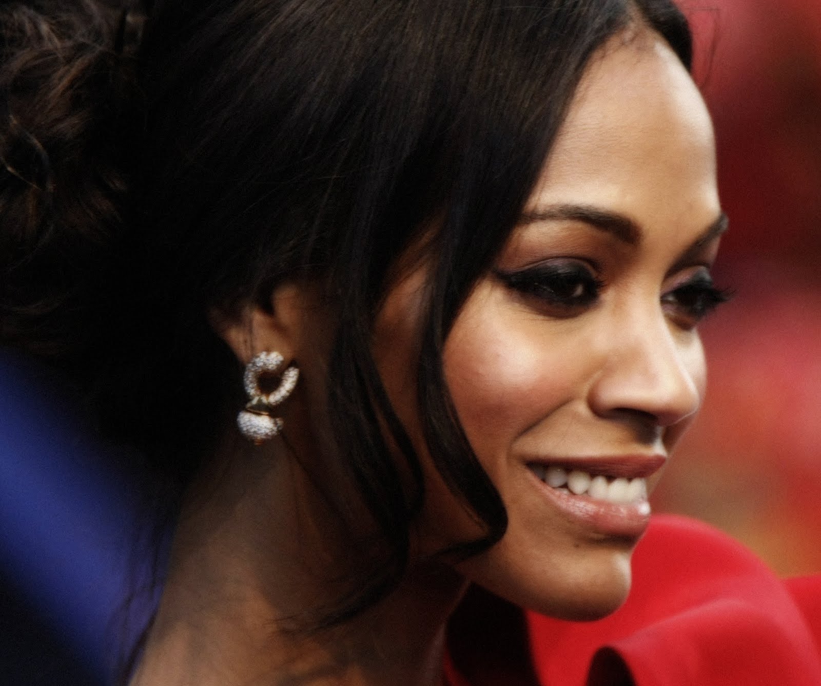 http://3.bp.blogspot.com/-1RhbVCDUYbo/TguC8sLzoNI/AAAAAAAAFIk/4PTn1kdgiA0/s1600/zoe-saldana7.jpg