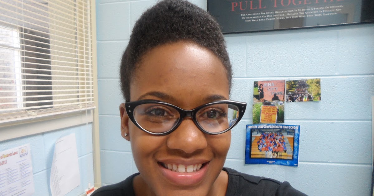 AfrodeshiakThe Kinky Life: Slightly Harder Roll Tuck Pin Hairstyle