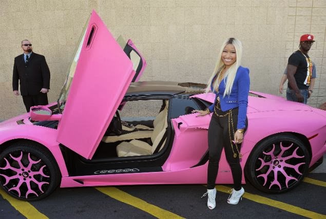 Clever Bulletin Nicki Minaj rolls up to her Kmart