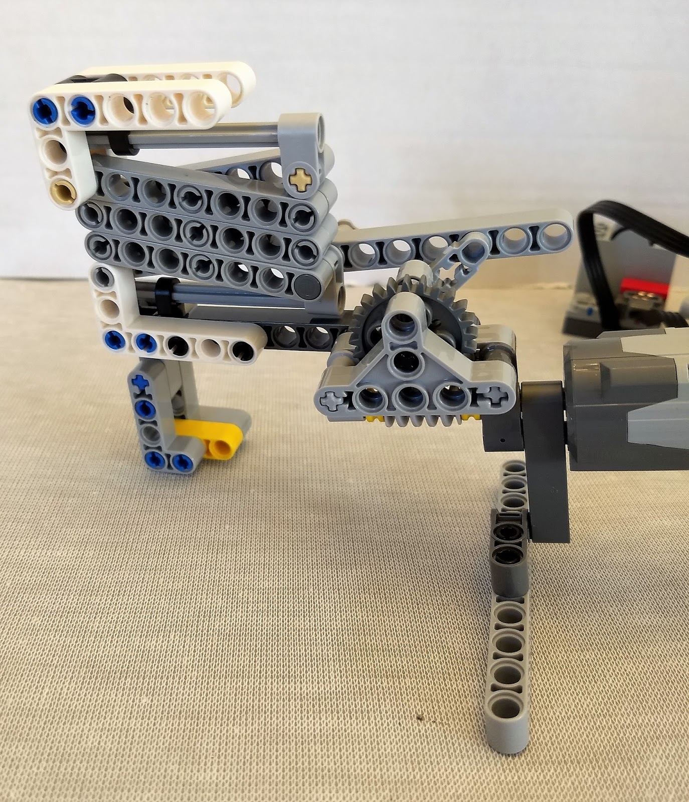 Kto6Science Scissor Lift 1 (Mechanisms) Page 212, Build 237