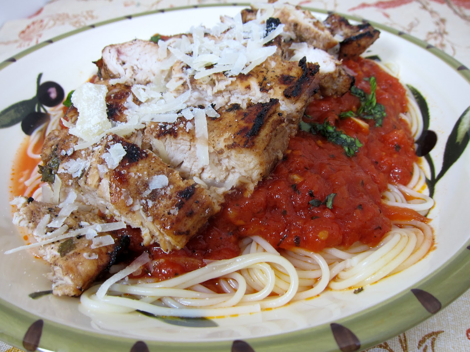 Tagliarini Picchi Pacchiu with Chicken Plain Chicken®