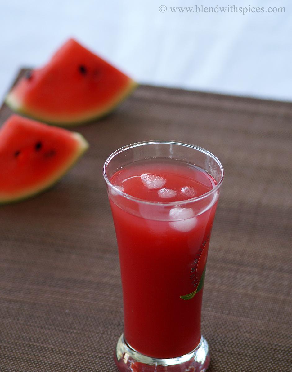 Watermelon Mint Juice Recipe easy watermelon recipes, watermelon juice recipes | blendwithspices.com