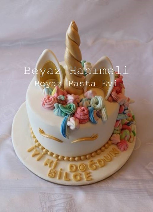 BEYAZ HANIMELİ Unicorn pasta