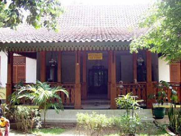 20 Newest Traditional House Of Dki Jakarta