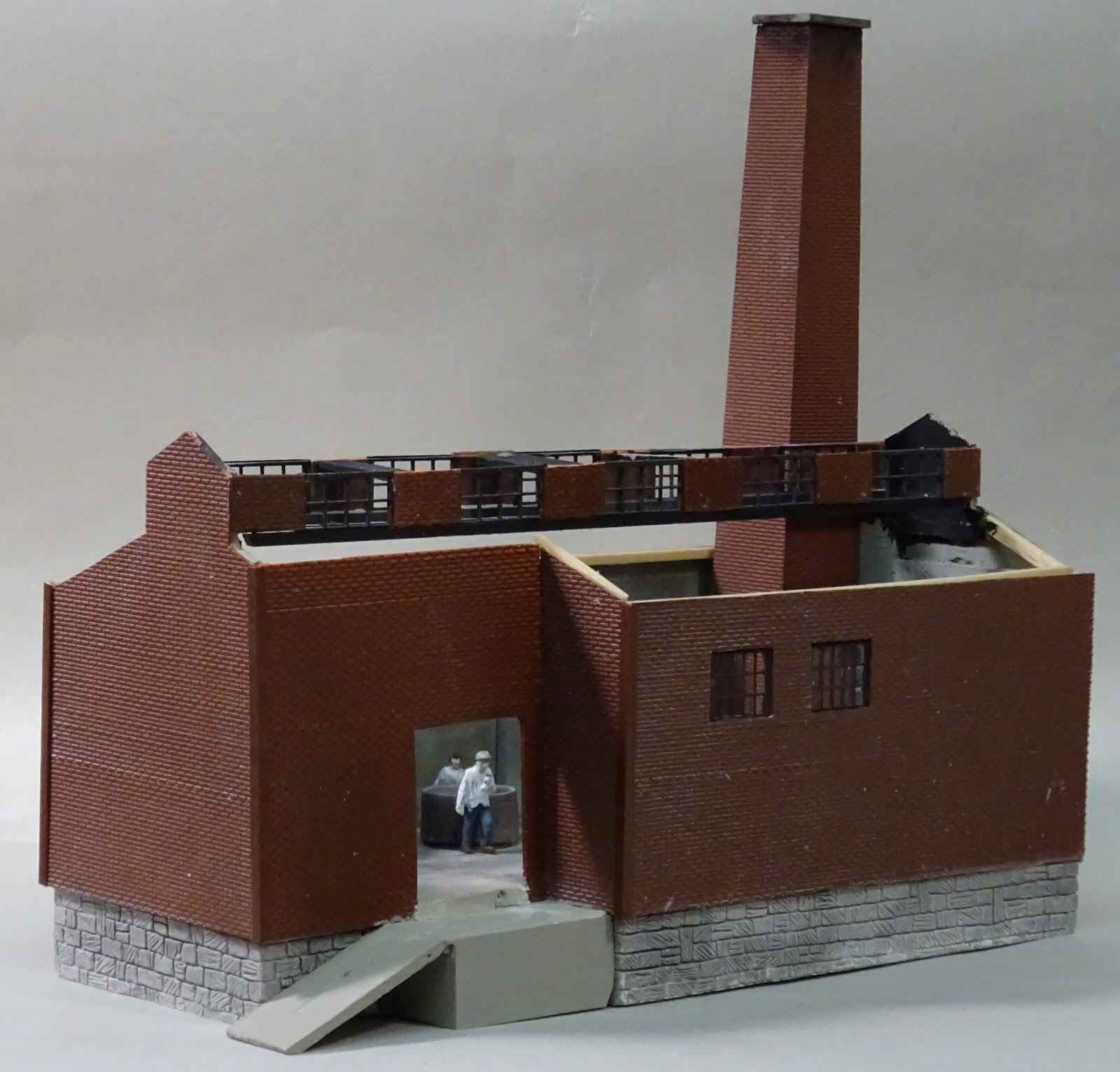 Model Railroad Minutiae Glue factory building 1 progress