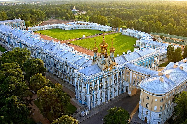 aerial-view-catherine-palace-in-tsarskoye-selo.jpg