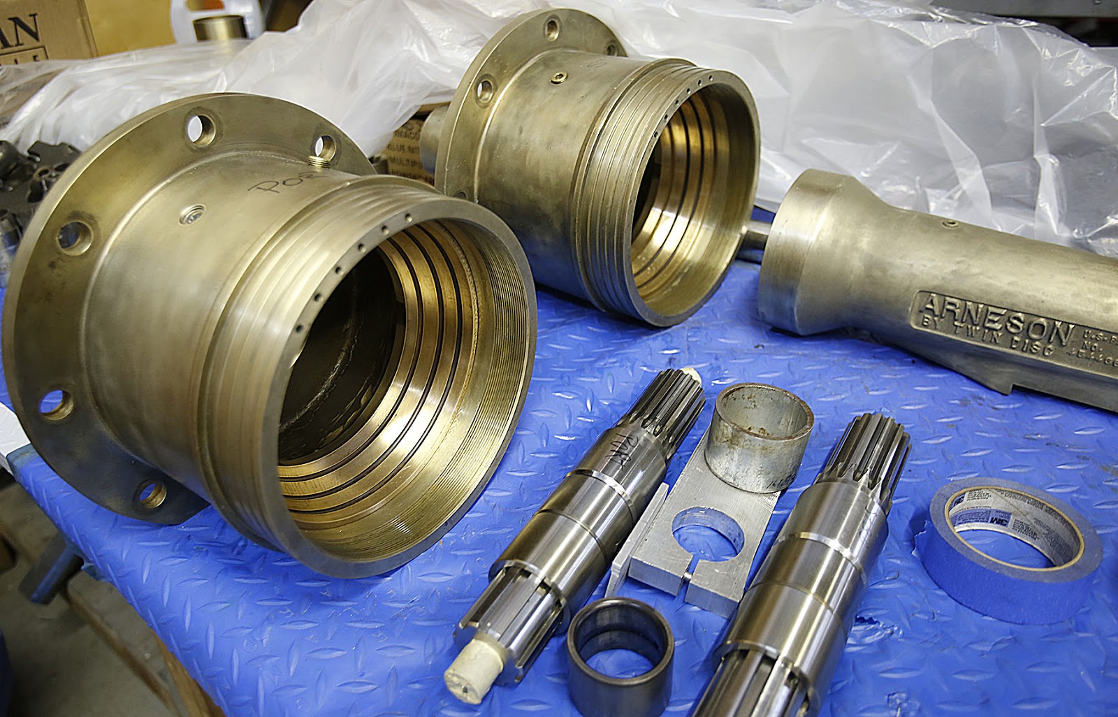 Ares Custom Yachts Rebuilding the Arneson Surface Drives