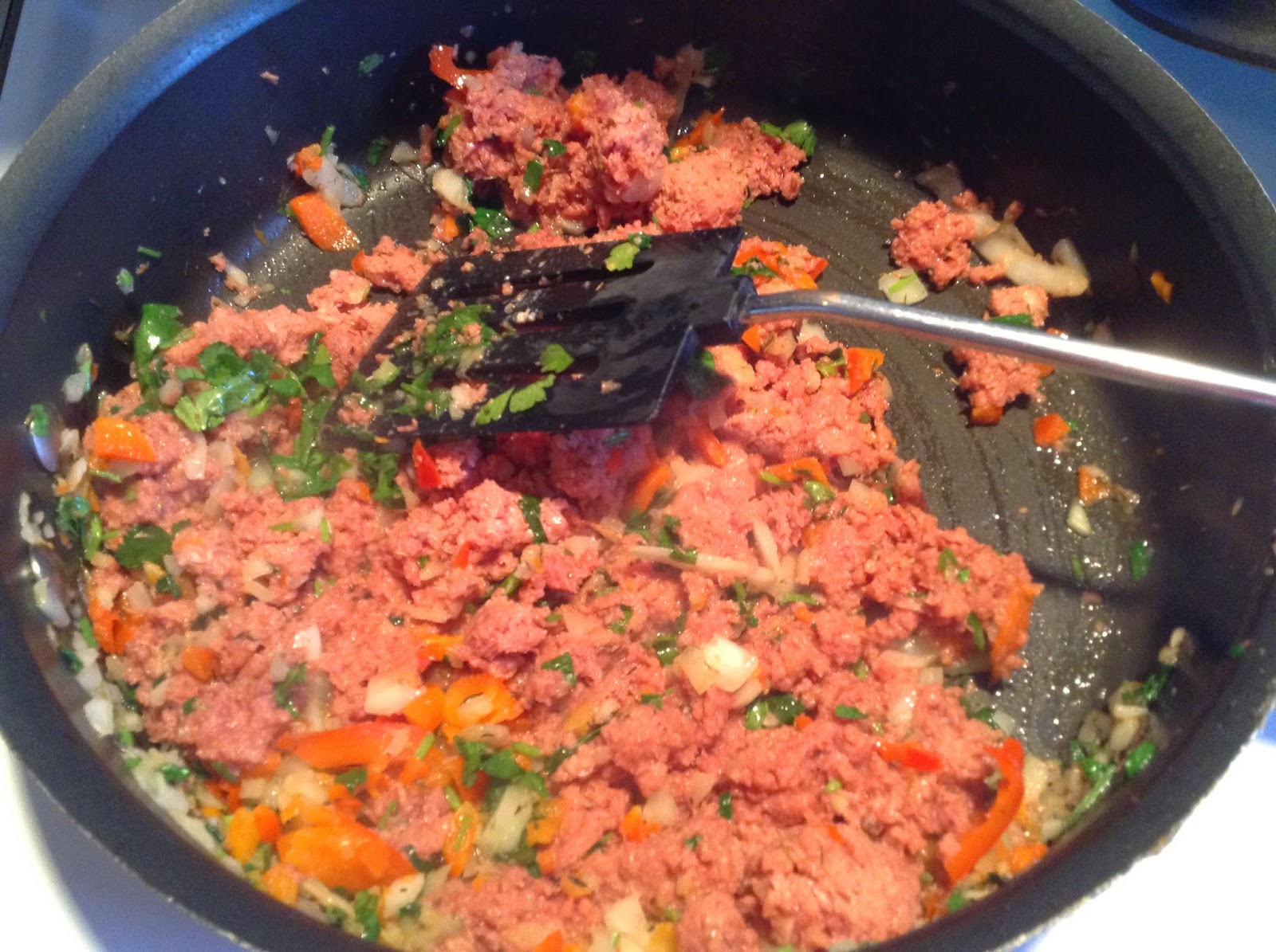 BecKyle Fire Engine Recipe [Traditional Bahamian Corned Beef & Grits]