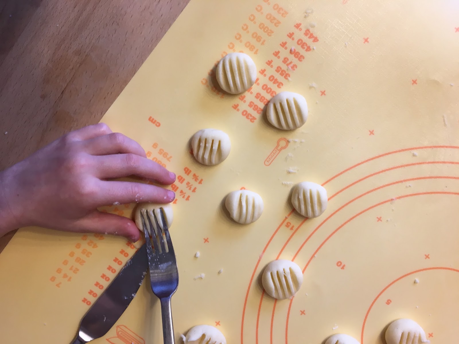 Birgit schreibt: Schneeflocken Plätzchen Birgit schreibt: Schneeflocken Plätzchen