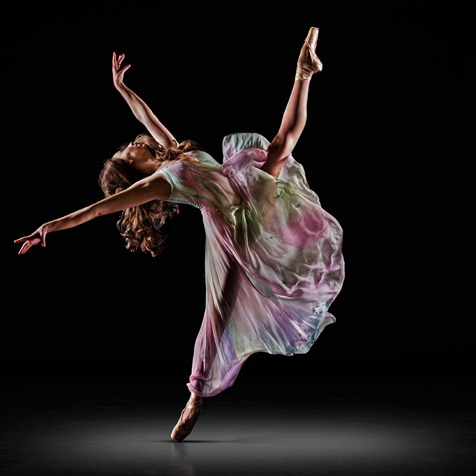 Танцевальное вдохновение. Балерины от Richard calmes. Танцевальные позы. Вдохновение балет.