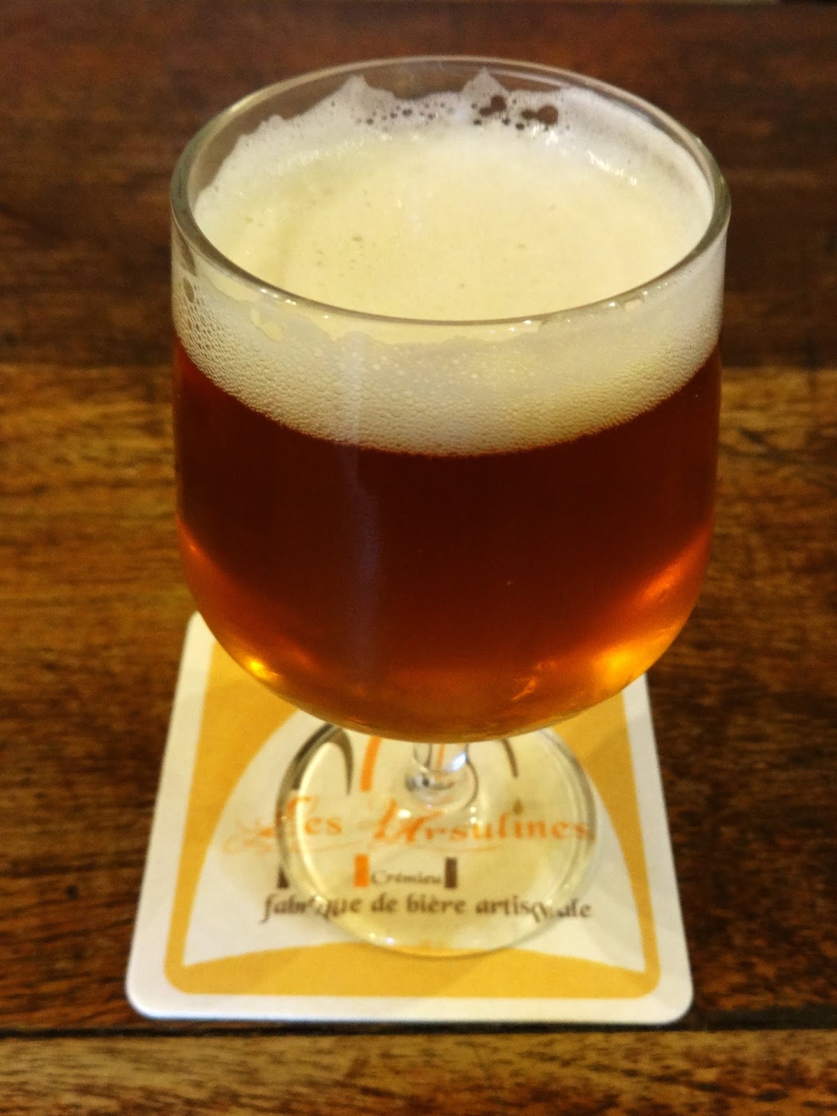 Shake your bones Paseando por Crémieu...