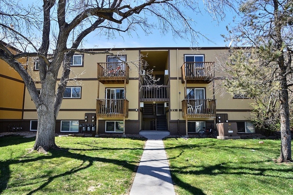 Jim Smith's personal blog Updated Golden Pines Condo Has Great Tenant