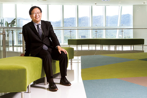 劉奕成談FinTech革命：「金融業者請把你的安全帶繫好，未來會很不平靜。」