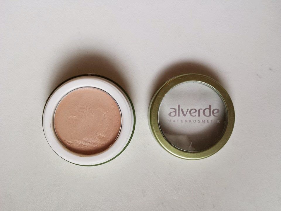 Alverde Cream To Powder Concealer Aus Dem Sortiment Annie's Blog: [Review] Cream to Powder Concealer ALVERDE