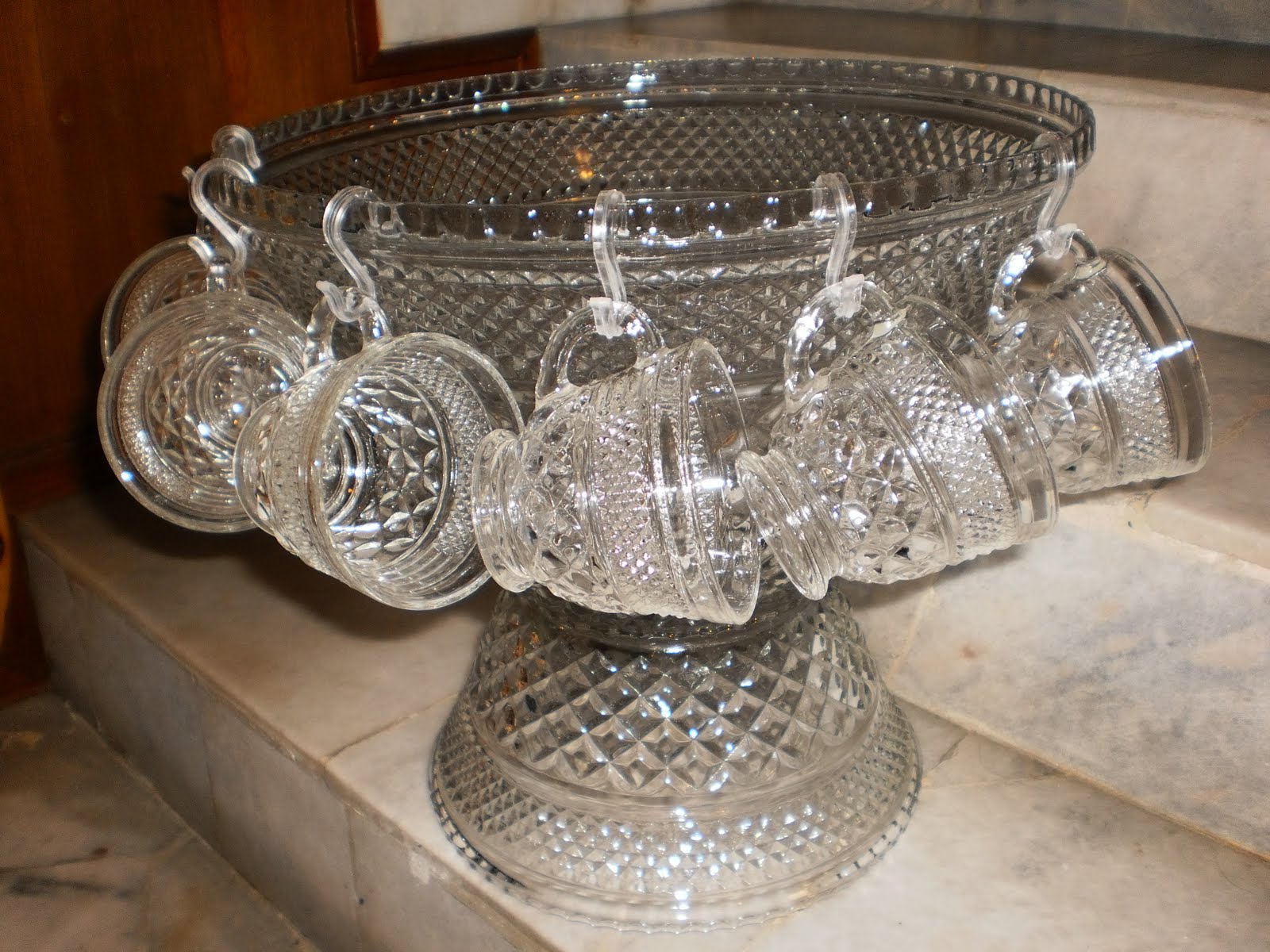 Bonnie's collection Wexford Punch Bowl set,