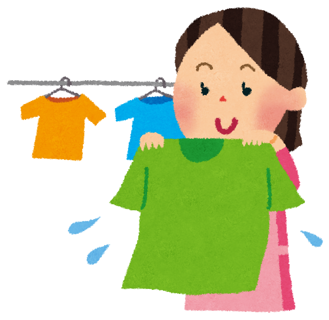 洗濯のイラスト「Tシャツを干すお母さん」 | かわいいフリー素材集 いらすとや