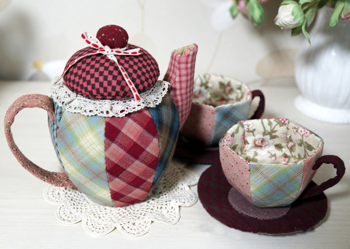 How to sew a Patchwork Teapot and Cups. DIY step-by-step tutorial. Souvenir, gift box. 