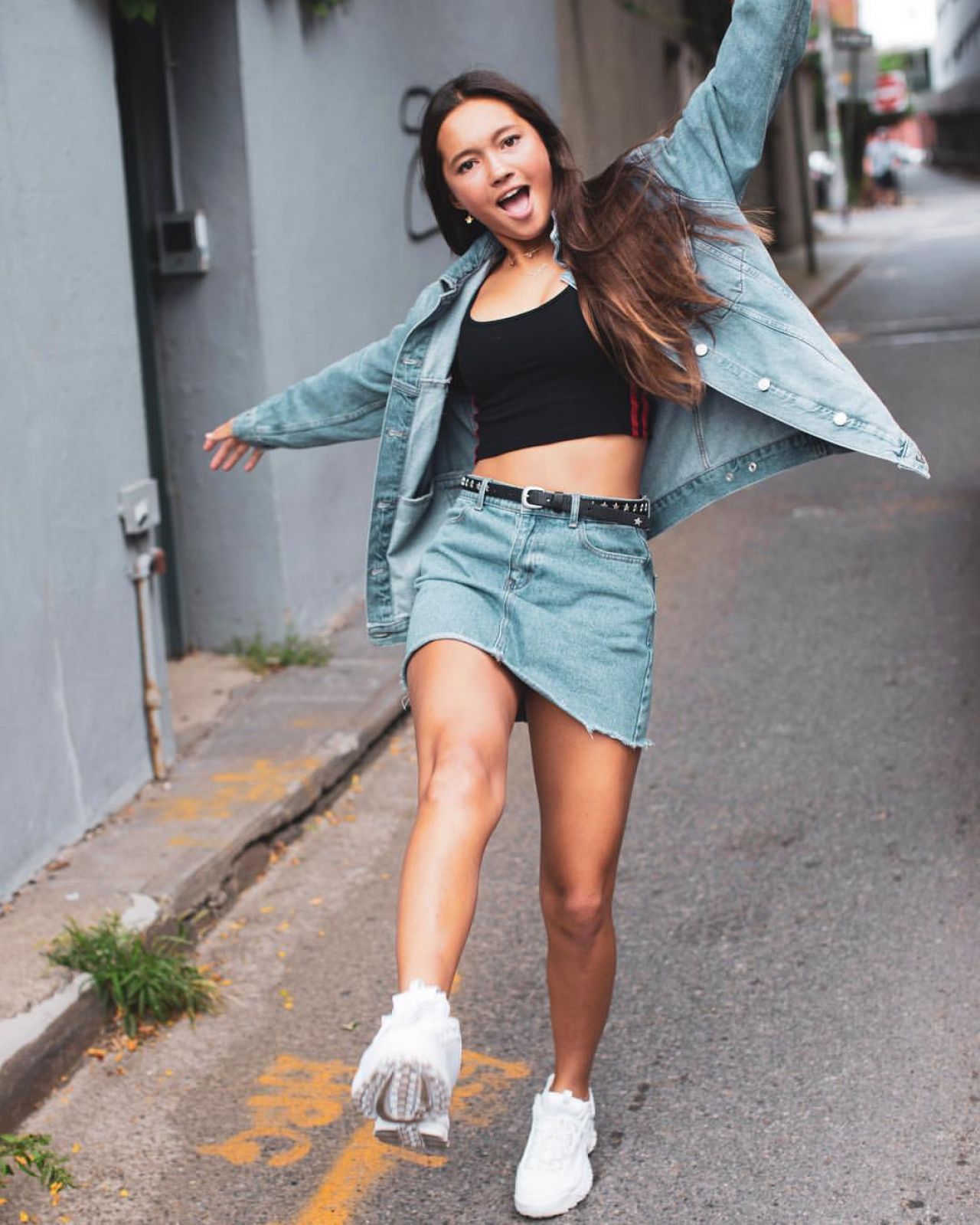 Lily Chee – Social Media Pics 10/23/2018 – Celeb Central