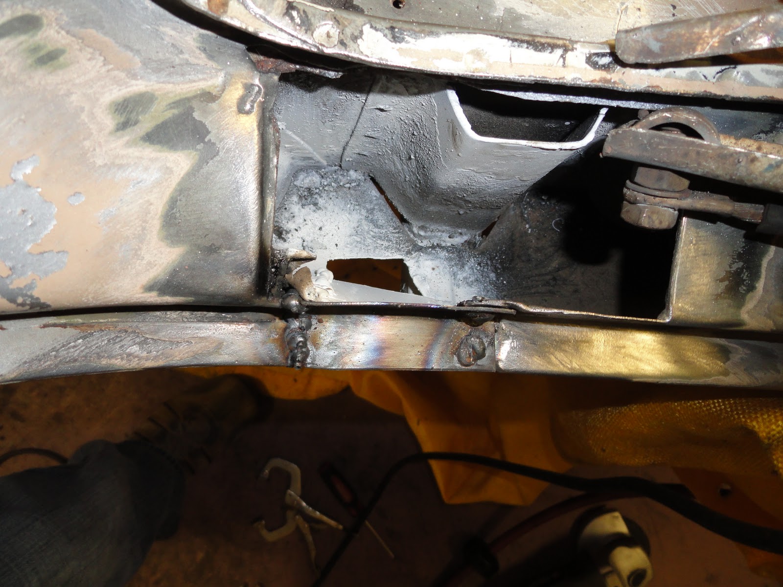 1977 Porsche 911 Racecar Build: More Rust Repairs - Rocker Panel