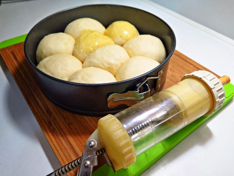 Тесто с картофельным пюре. Штучки из картофельного теста. Картошка под тестом. Интересные блюда из картофеля. Картофельное тесто.