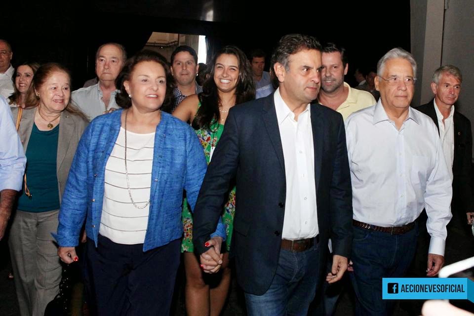 Aécio Neves, candidato a Presidente do Brasil em 2014 Cova do Urso Aécio Neves, candidato a Presidente do Brasil em 2014 Cova do Urso