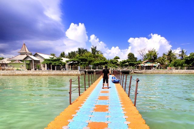 dermaga di pulau bawean foto dermaga di pulau bawean gresik keren