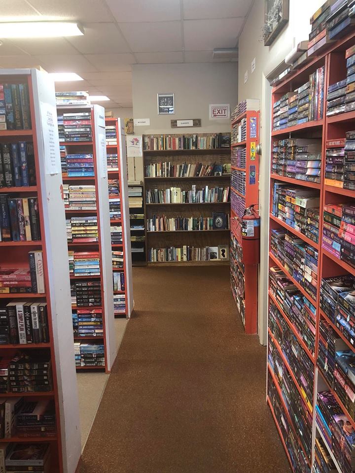 Book Rack Used Books PHOTO GALLERY